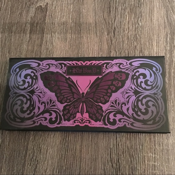 Kat Von D Crysalis Palette - Picture 2 of 7